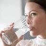 孕妇喝水少会导致羊水少吗